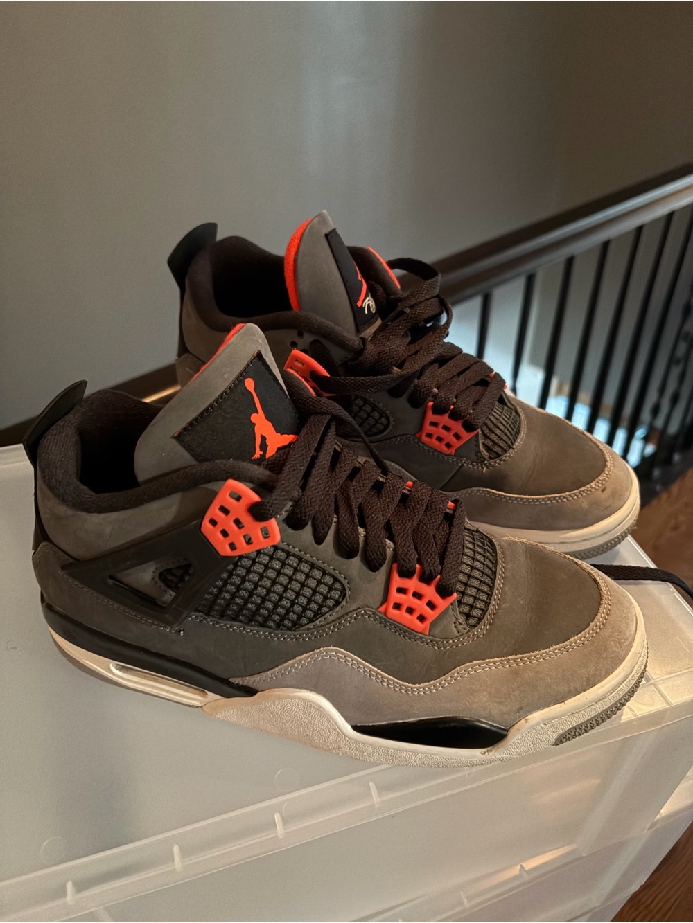 Air Jordan 4 Retro - Grey/red Men’s Sneakers